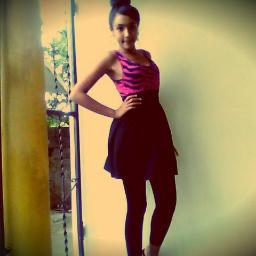 Soii Linda,Amable,me encanta Cantar ,Bailar, Etc: soi amable con las personas .! :) Y Demas Cosas.!  :D 3 3