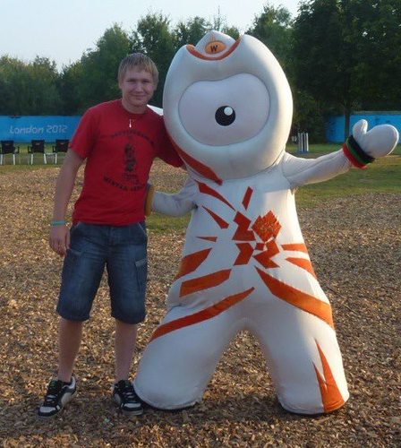 RCWHunt's profile picture. Compete for GB in wildwater C1. Studying Interdisciplinary Science at the University of Leicester, currently on a semester abroad at Paris Descartes university.