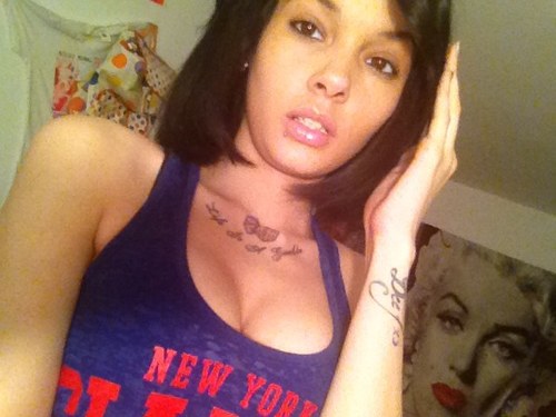 ♥ » & ` 5O Of Sour ,  Lips On DOUR , Bad Bitch Ee . They Tryna Wife Me :*  ♡