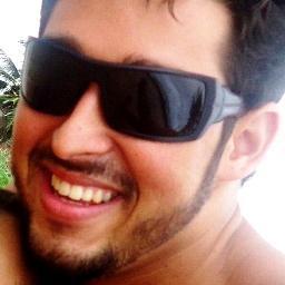Vivemos em uma sociedade em que “EU TE AMO” virou bom dia e a fidelidade um MITO.     Fé, coragem e entusiasmo, esse é o segredo!