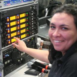 Técnico en Sonido !! RF, Ajuste y diseño de sistemas, Operadora de consolas ....Amo el Audio!!