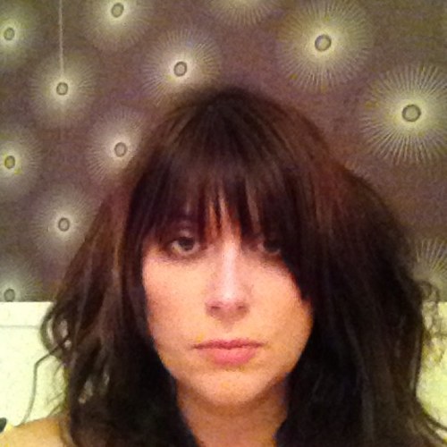 bethyd13's profile picture. Not so new to twitter and no longer struggling to master it !!