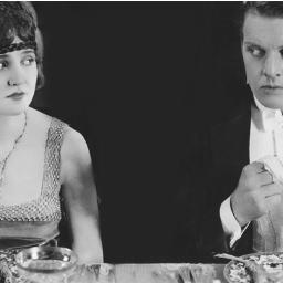 LifeOfAFiance's profile picture. My fiance's account is @engagementdiary