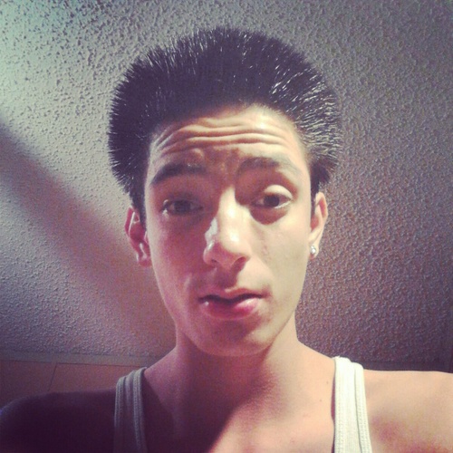 im Martin aka avatar im 17 sample as that .. so yea follow me 8-)