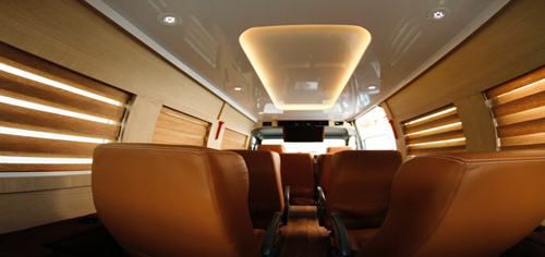 Prestamos serviços de transporte de passageiros, shows e eventos, locação de vans,turismo, transfers, city tour e traslado em Curitiba!!!!