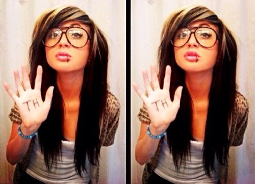 Niams_Team's profile picture. My name is Roxanna call me Rox and i have talked about tattoos with Zayn malik :) best time off my life