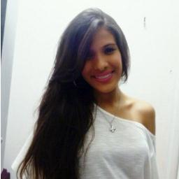 Eu não sou perfeita, mas aquele que é perfeito vive em mim.!