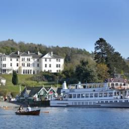 Finding the current Lake District offers from around the web for hotel and activity discounts. Stay and enjoy this beautiful location for less than you think!