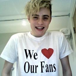DM me for ANONYMOUS love to other fans! #NoHate