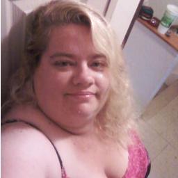 tammy_clarson's profile picture. I usually use this acct for contests. but plz feel free to hmu if u want !