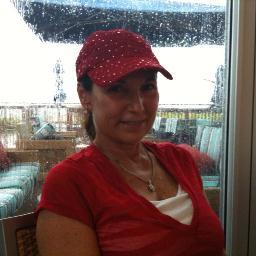 RuthieReb2's profile picture. 