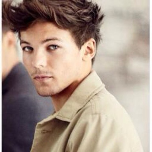 FauxLouiss's profile picture. Triangle, Triangle, Triangle. #Taken by @FakingYou_ . I love you baby. @Harry_Faux is my best friend.