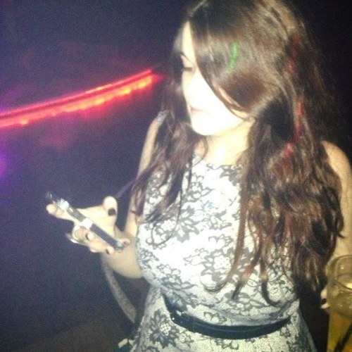 zehr_aa's profile picture. 