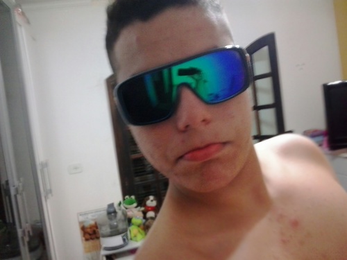 Só me siga u.u #followme
