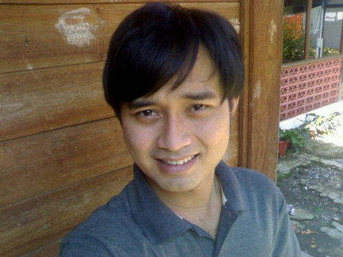 BANGKIT Genteng & Baja ringan