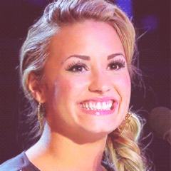 Me sigam no @DemiLasanha e @NiamOurReason ;)