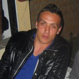 geoffreyf13's profile picture. 