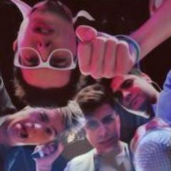 Fã Clube dedicado a banda Restart des 19/03/11. 
ChooseThomas com muito carinho e amor  :)