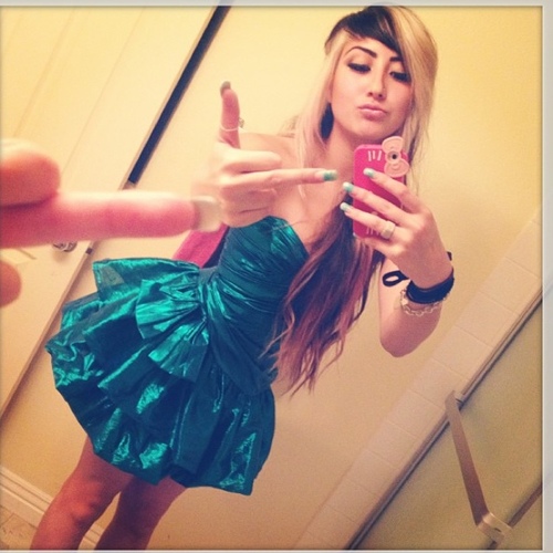 Need to know anything just ask. My awesome sister is @x_MelissaGreen