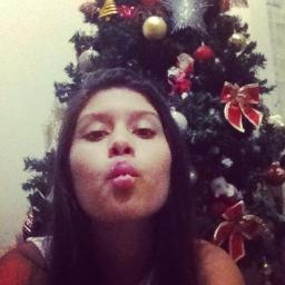 Sigam meu Novo twitter : @yuuume_ ;)!