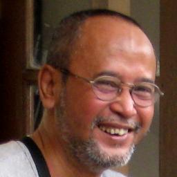 Perbedaan bukan permusuhan, tetapi pasangan. Satukan tujuan, untuk perbaikan negeri damai tempat hidup dalam kebersamaan.