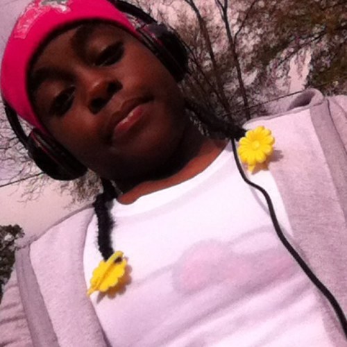 Follow Lit Neisha Bitch.!