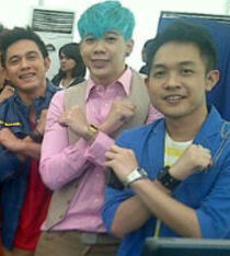 Muhamad Rizky(XO6) and Nicky Riyant(XO1) always support XOIX and Qq Nicky let's join #silangtangan Admin @fia_pratiwi