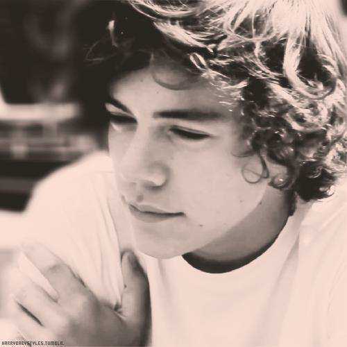 I'm harry love girls who love me :)