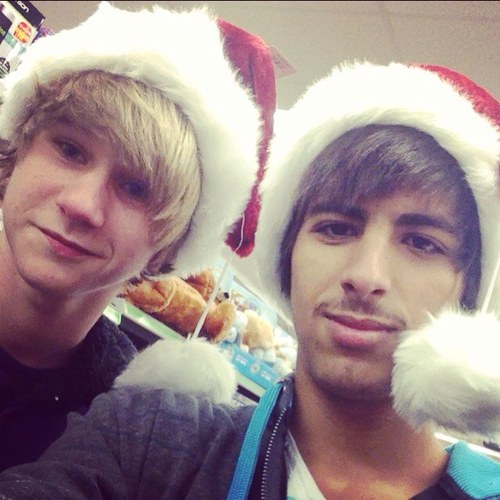 _UrFavArab's profile picture. I'm a new youtuber, checkout our channel please! :)