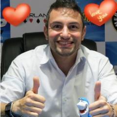 Simplismente me apaixonei pelo seu jeito! @MunirPoker dono do meu coração! Te amo meu lindo! Oficializado no dia 28/12/12 e seguido dia 06/01/13 as 20:12 Te amo