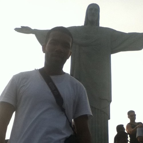 Photosgraphix's profile picture. shoot it, design it, print it........