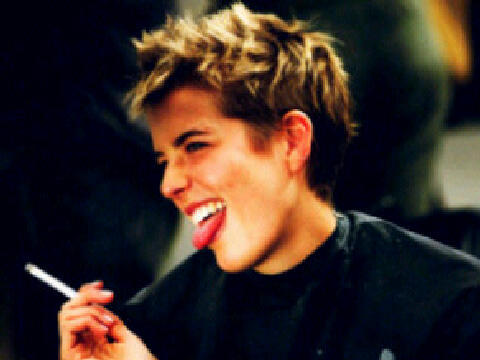 HnOnh9632's profile picture. لوحةُ حَرفيّ هُناك ترمَز بـ/ #ححآء .