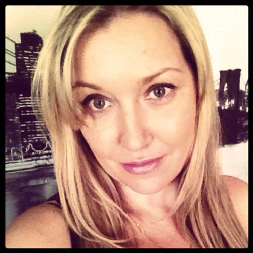 I love life, chocolate, make up, rain, night time,my son,kitty kats, flowers,I love you,I love me,I love everything..xox