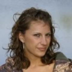 Mama of three wonderful kids! I love music, good movies and my dog.