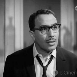 عظ الناس بفعلك ولا تعظهم بقولك ، واستح من الله بقدر قربه منك ، وخفه بقدر قدرته عليك .