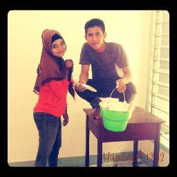 HanifAbdullah12's profile picture. thank you god has brought me with her ♥@humaira2496 12-12-12♥
SMK Muhammadiyah 1 Samarinda
