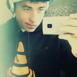 - Sou feio,mas sou maneiro (: