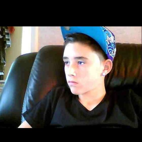Follow me for a follow back:*