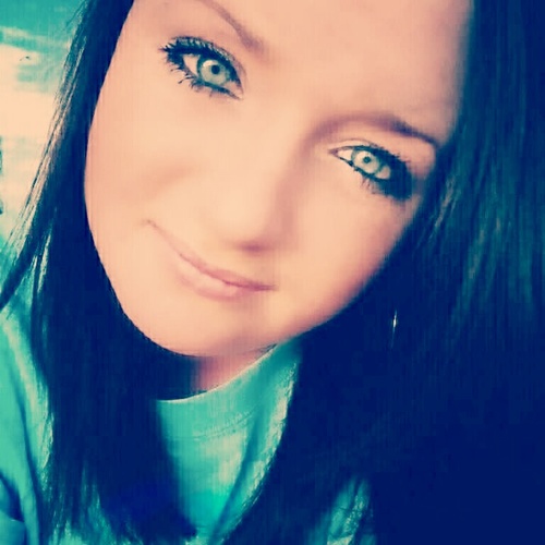 Love me or hate me, either way you're thinking of me ♥♡
Kik me! sincerlyy_jullian