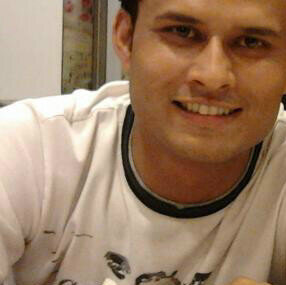 Traveller, kullad chai lover, 2 much lv for cricket, still like flying kites, partying, & railfanning