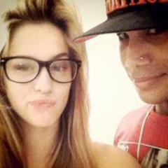 ♥Ser rebelde pra mim é ser feliz na diferença, eu sou rebelde porque eu rio na cara do perigo! ♥ Amo Micael & Sophia ♥ Afilhada: @OpiniaoSophiaA ♥