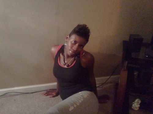 BEAUTIFUL, SMART YOUNG LADY WHO LOVES TO HAVE FUN!