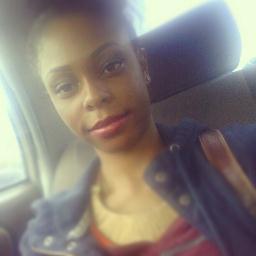 ShesRoyaal's profile picture. a young goddess w/ a pretty face & a slim waist. ♥ Stare at my pretty face all day on instagram: @keyshianocole