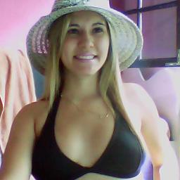 Sou Mulher, Flamenguista, nutricionista, e Tenho como paixão a vida e o que ela me proporciona.