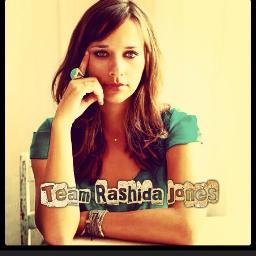Twitter dedicated to the wonderful actress Rashida Jones