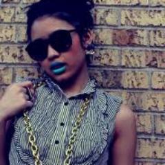 haisha here :))
please follow me,i hope that you will be friendly to me 
haisha | 13 
Mr.D is mine ok??? 
dont take him from me ..