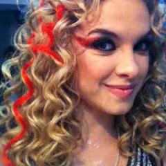 carinhosa, meiga,cheirosa e fã de rbr S2S2S2