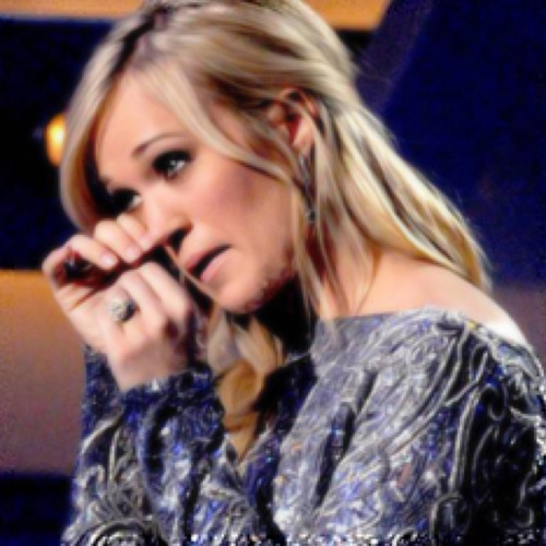Mother and Stepmother to Chandler, Kole, Ellie, Arianna and Riley. Wifey to Seamus. Hallo thurrrrr.