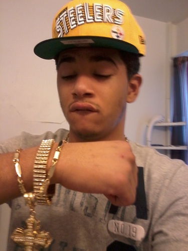 god send me a angle to hill mi broken heart i just wanta b love