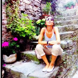 LifeEntusiast Tweeting about Food+Wine+Travel+Books+Art+Design+SocialMedia - Social Media Strategy Consultant is my job  #FollowMu